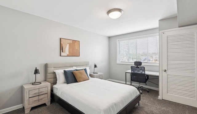 Avery Apartments A4 I Spacious 1 Bed 1 Bath