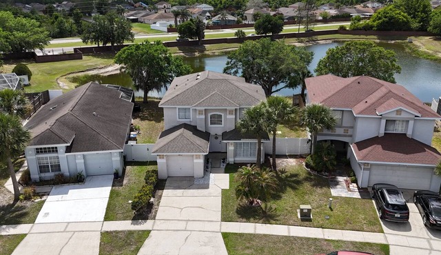 Awesome 4-bedroom house with AC in charming Kissimmee