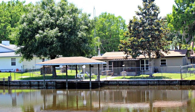 Bass Fishing Vacation Rental - Lake Istokpoga - Fisherman Welcome!