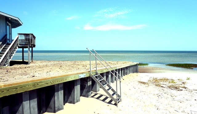 ► Beach Paradise ►Tranquily ► Privacy ►2.5 Miles Personal Pristine Virgin Beach