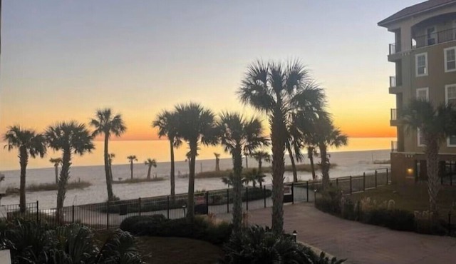 Beachfront Condo in Pass Christian in Pass Christian