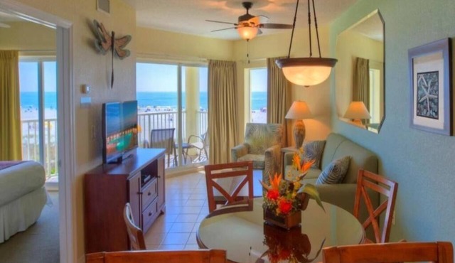 Beachside Treasure Island Escape w/Resort Amenities l 3 Units of 2BR Suites