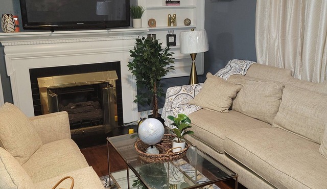 Beautiful 2-bdrm house with game room & AC in Orangeburg! Family & Pet Friendly!