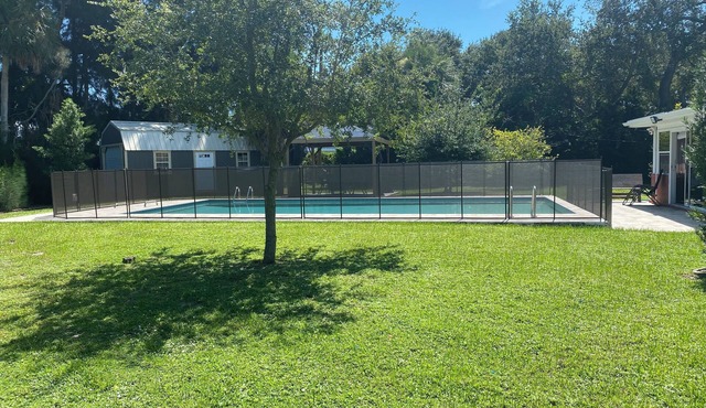 Beautiful renovate Home Paradise Heated POOL Jacuzzie Vero Beach