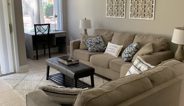Beautiful updated Hilton Head Condo - Just a Short Walk to Coligny Beach