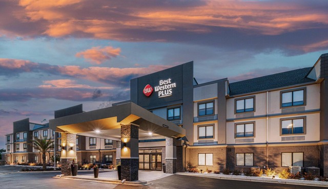Best Western Plus Savannah Gateway