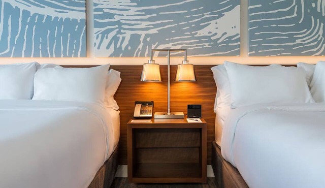 Better Choice for your Vacation! 2 Great Units, Onsite Heated Infinity Pools!
