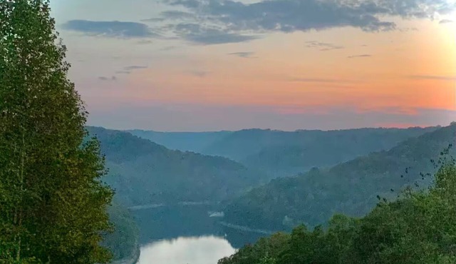 Blue Haven on Center Hill Lake
