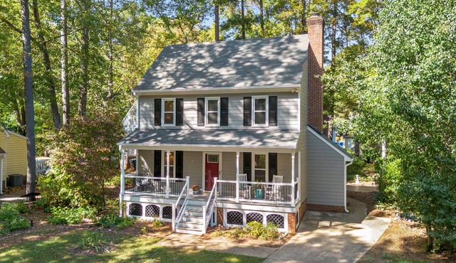 Bluebird Cottage - Quiet and Private 3BR/3BA Home for Extended Stays - Raleigh