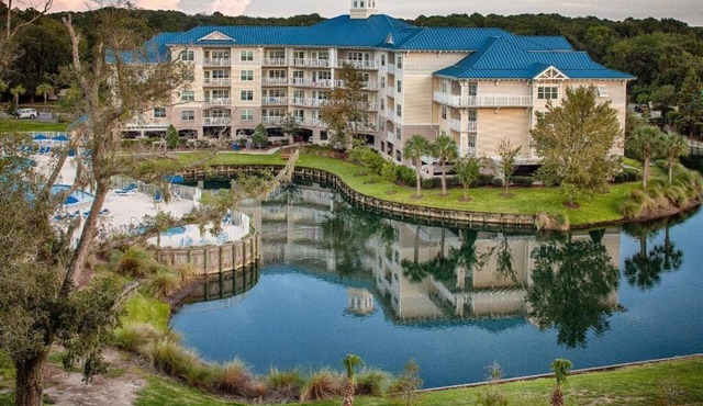 Bluewater Resort 2 bedroom 2 baths kitchen 3 pools- free golf 4 foursome per day