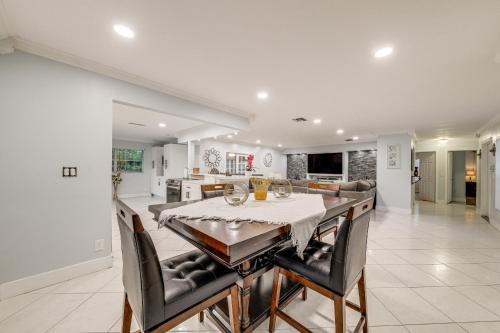 Boca Raton Home: Outdoor Kitchen, By Golf Courses