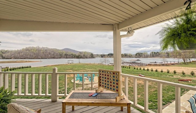 Boho Chic Lakefront Retreat by Chatuge Home Concierge | Hot Tub Fire Pit Dock Kayaks