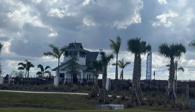 brand new luxury beautiful 2-bedroom/2 bathroom condo at Calusa Country club