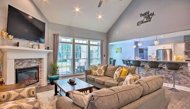 Bright Hopkins Home w/Game Room & Fire Pit!