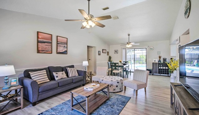 Bright Sebastian Home w/Pool ~ 7 Mi to Beach!