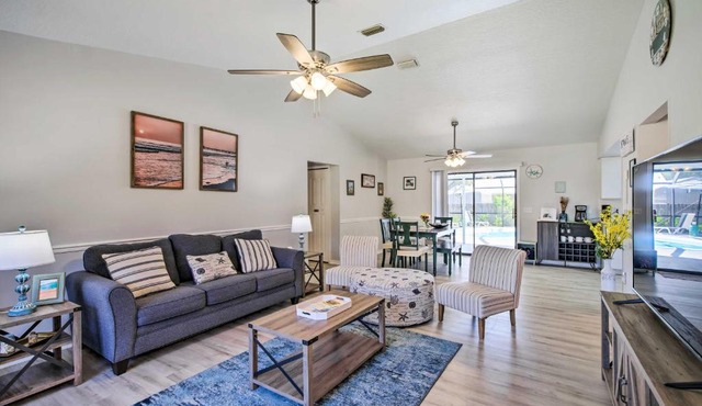 Bright Sebastian Home w/Pool ~ 7 Mi to Beach!