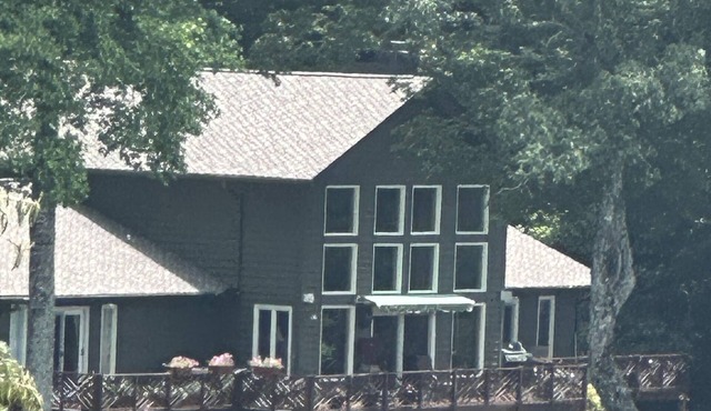 Bunny Hollow located in Highlands NC,4 min from town & across fm the lodge.