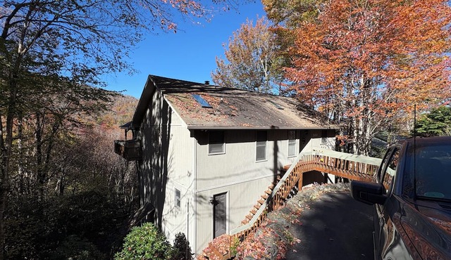 C-114 Discounted Concert Packages! Four Bs on Beech Mountain