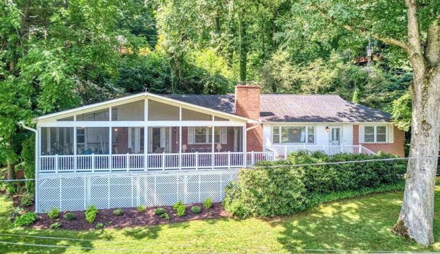 Cameron Lakeside in Lake Junaluska
