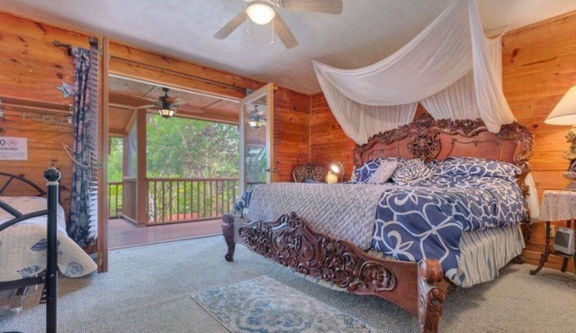 Captain's Room on Cabin on the Lake