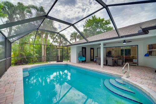 'Casa Blanco' Escape w/Fire Pit in Sebastian!