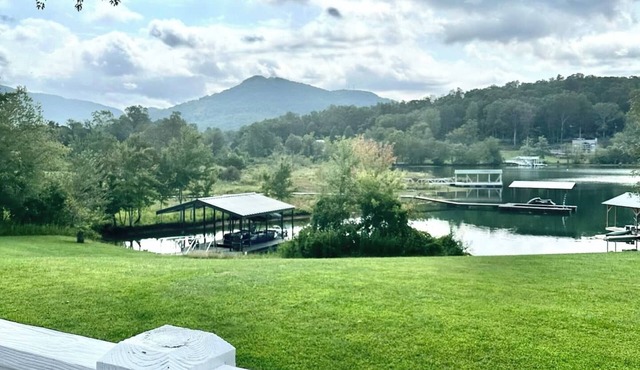Catch N Relax on Lake Chatuge by Chatuge Home Concierge | Hot Tub, Fire Pit & Private Boat Dock
