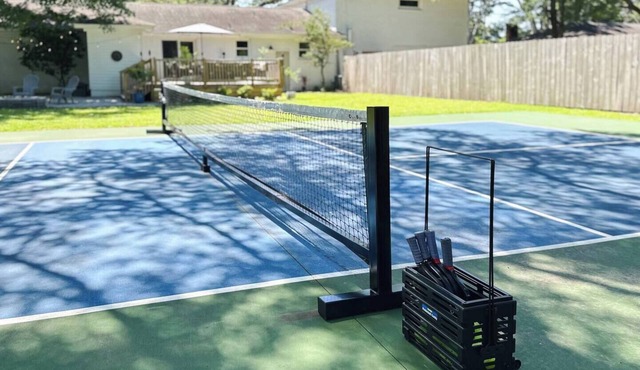 Charleston House with Private Pickleball Court!