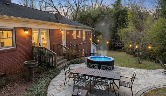 Charm of SouthPark - 5 Bedrooms - 1 of a Kind Lot!