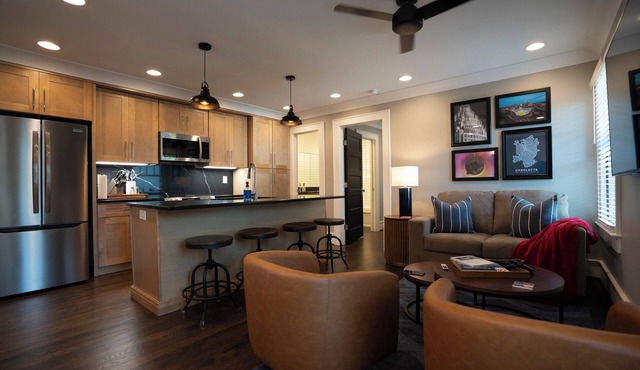 Charming 1-bed apt in CLT’s historic Biddleville neighborhood w garage parking