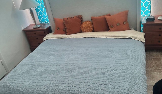 Charming 1-bedroom apartment in welcoming Fort Lauderdale with WiFi, AC