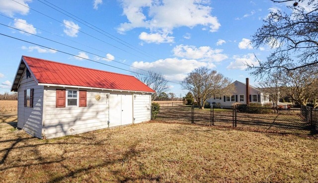 Charming 2-bedroom house in lovely Edenton with AC, WiFi