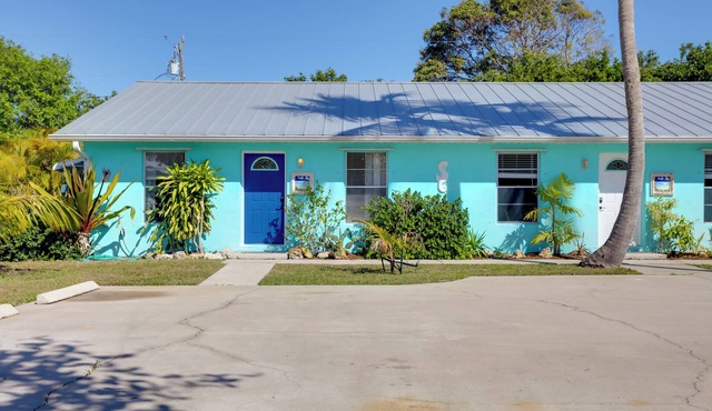 Coastal Escape w/Lanai: 2 Mi to Hobe Sound Beach