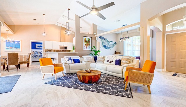 Coastal Haven in Sebastian W/Heated Saltwater Pool, BBQ Grills, Fire Pit & Near Beaches!🌴