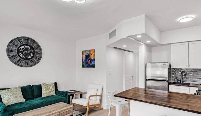 Comfort 1/1 in Fort Lauderdale