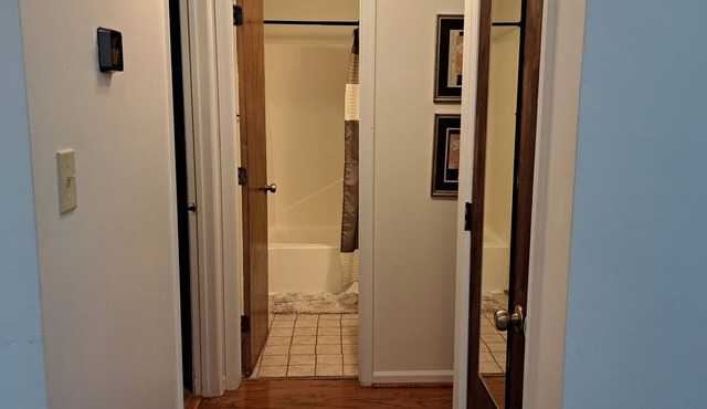 Comfortable 2BR/2BA Townhouse!