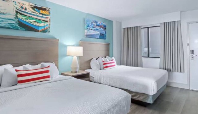 Compass Cove Condo | Oceanfront Balcony + Walk to Market Common & Pier 14