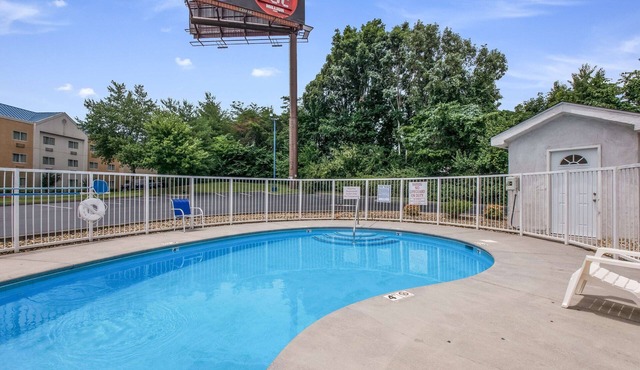 Convenient & Pet-Friendly Stay Near Knoxville's Top Attractions | 4 Units