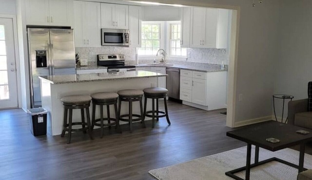 Conveniently Located 3 Bedroom 2 Bathroom House