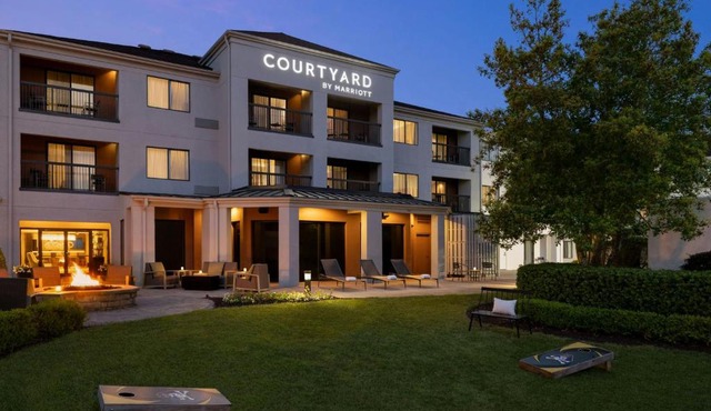 Courtyard by Marriott Greenville