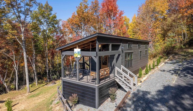 Covered Porch - WIFI - Gas Grill