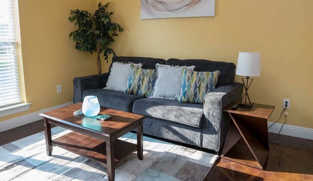 Cozy 3BR/2B Full Kitchen-Self Check-In W/D in Moss Point