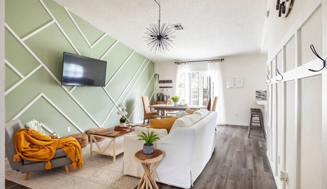 Cozy 3BR Home Near Beaches | Private Yard & Family Friendly