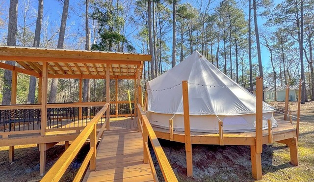 Cozy Glamping Tent with Rain Shower in Calabash, North Carolina