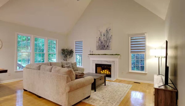 Cozy Raleigh Tree Retreat