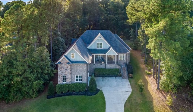 Custom 4 Bedroom Home in Stunning Subdivison
