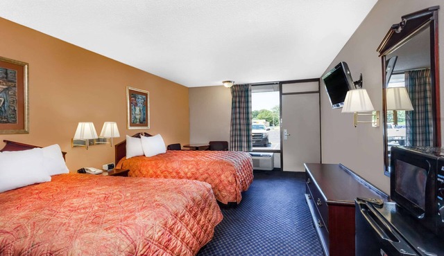 Days Inn by Wyndham Martin
