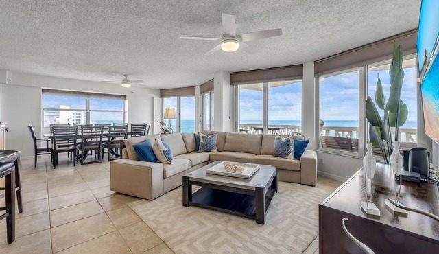 Direct Oceanfront Corner Condo, Family-Friendly with Beachfront Pool and Garage Parking in Ormond Beach