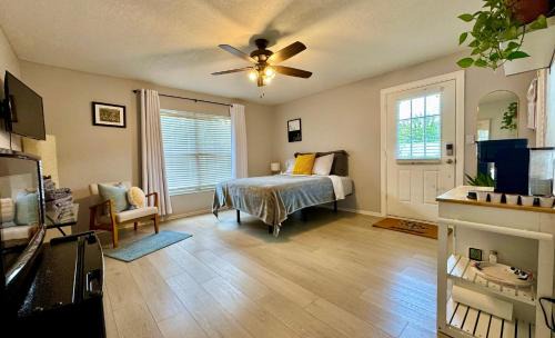 Disney, Universal, Epic Hub- Studio Suite