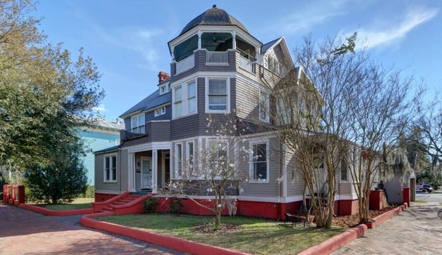 Eichberg's Suite, Historic | Steps to Forsyth Park