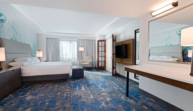 Embassy Suites by Hilton Tampa USF Near Busch Gardens